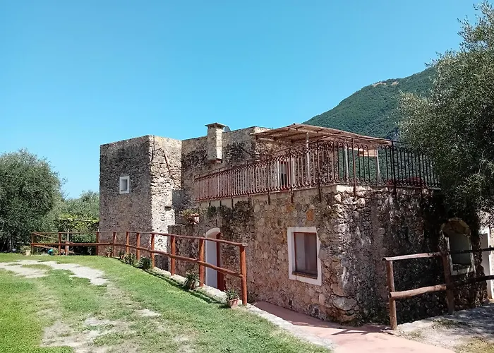 Agriturismo Le Case Rotte